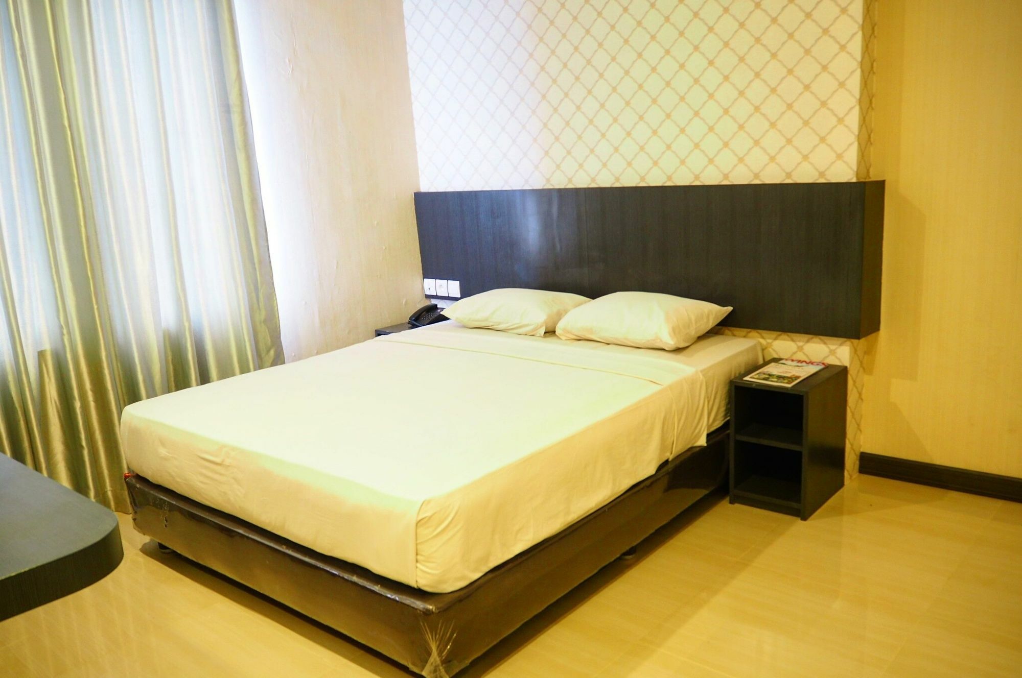 Crew Express Hotel Lubukpakam Dış mekan fotoğraf